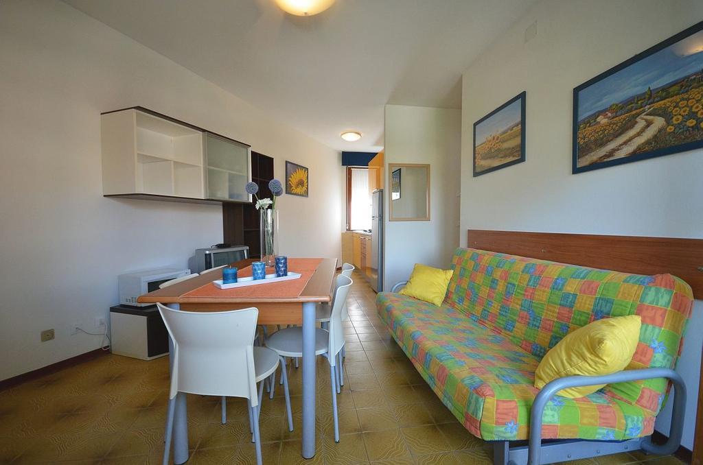 Appartamenti Narcisi Bibione Exteriör bild