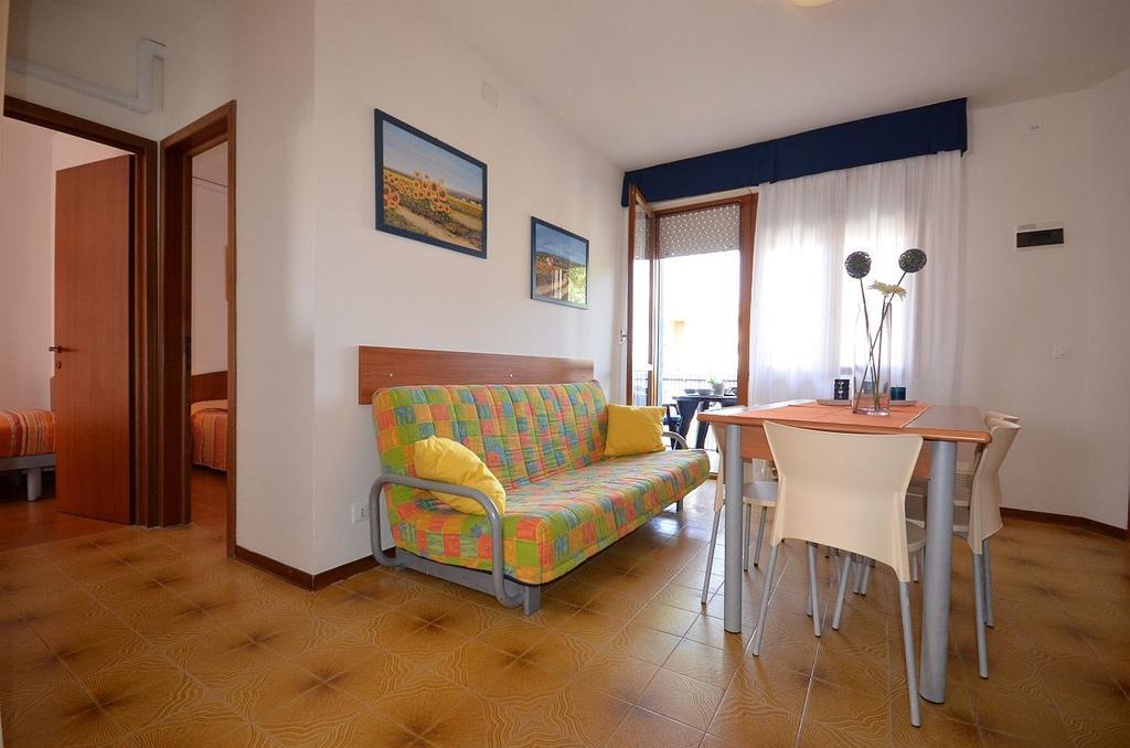 Appartamenti Narcisi Bibione Exteriör bild